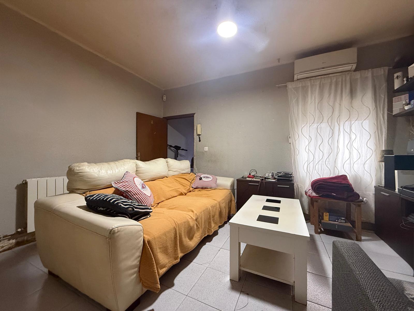 PISO BAJO VENTA CALLE TOLEDO