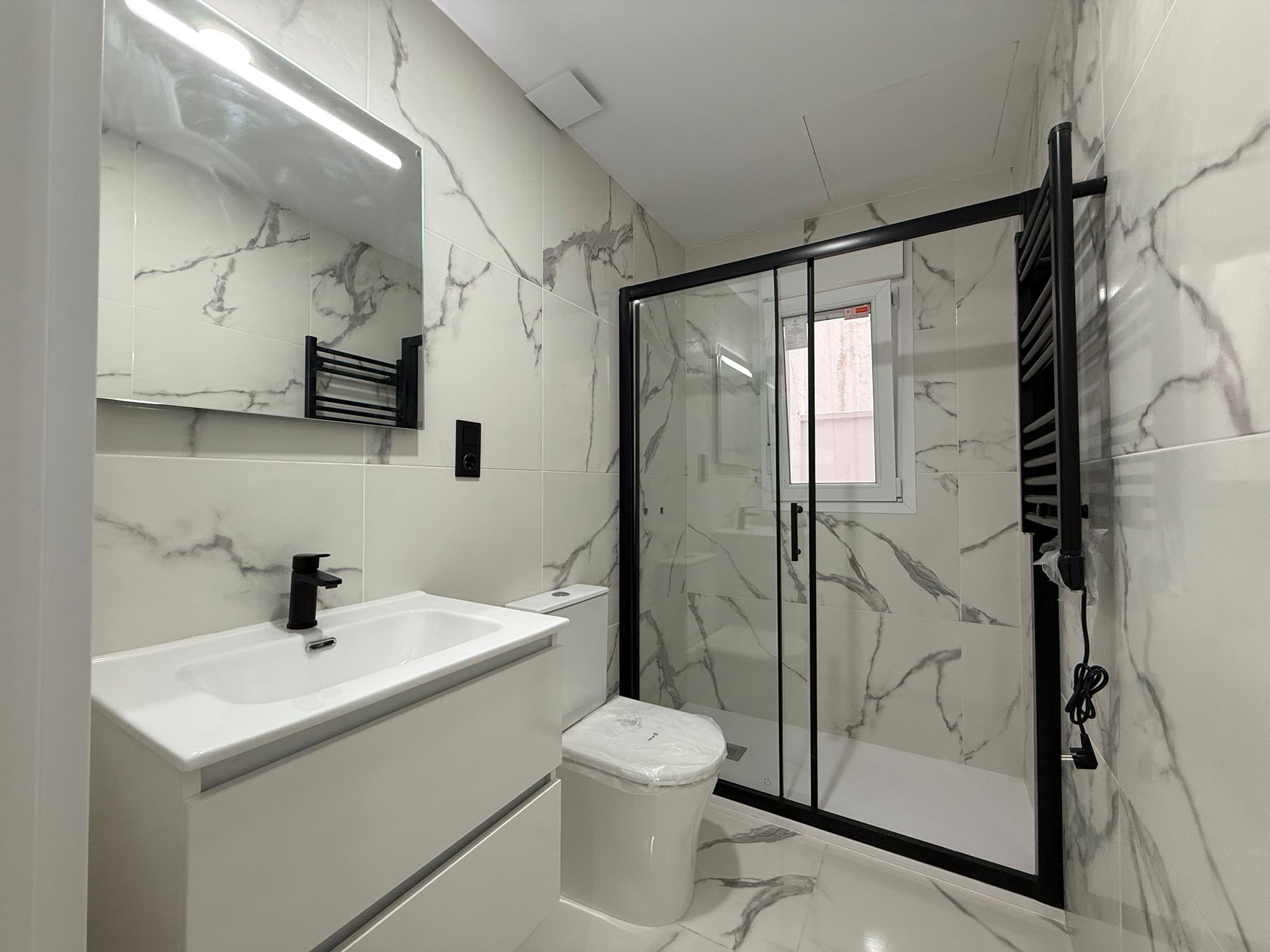 PISO EN VENTA EN LA ALHONDIGA, GETAFE